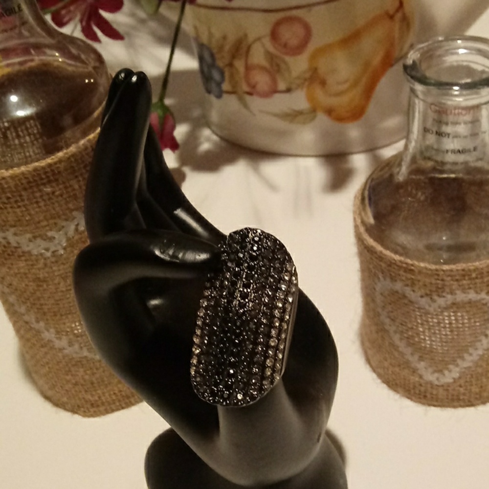 Black marcasite ring - Picture 1 of 4